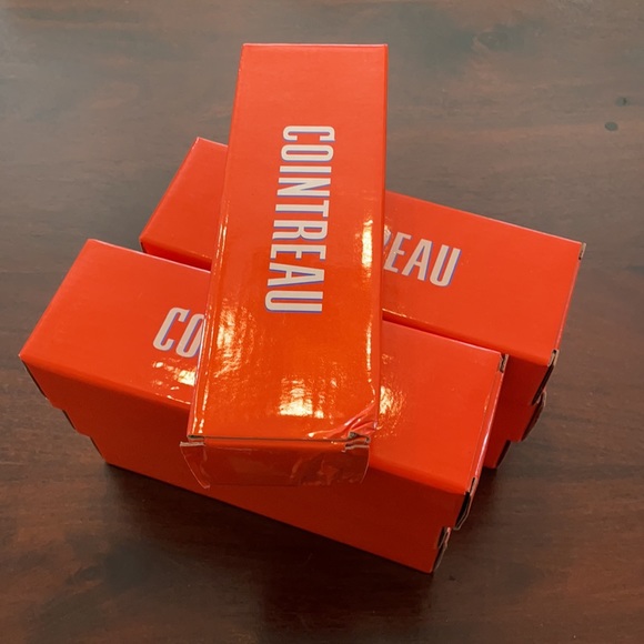 COINTREAU citrus squeezer - Picture 5 of 5